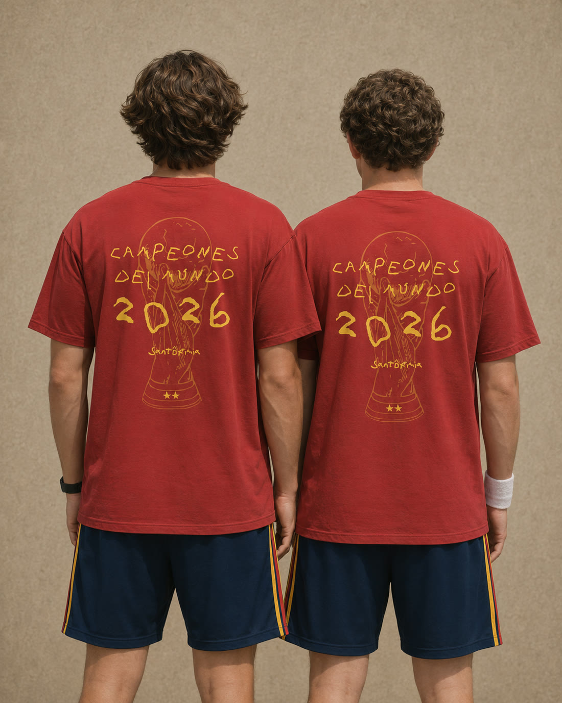 Gonzalo y Marcos de espaldas con la camiseta Campeones del Mundo 2026