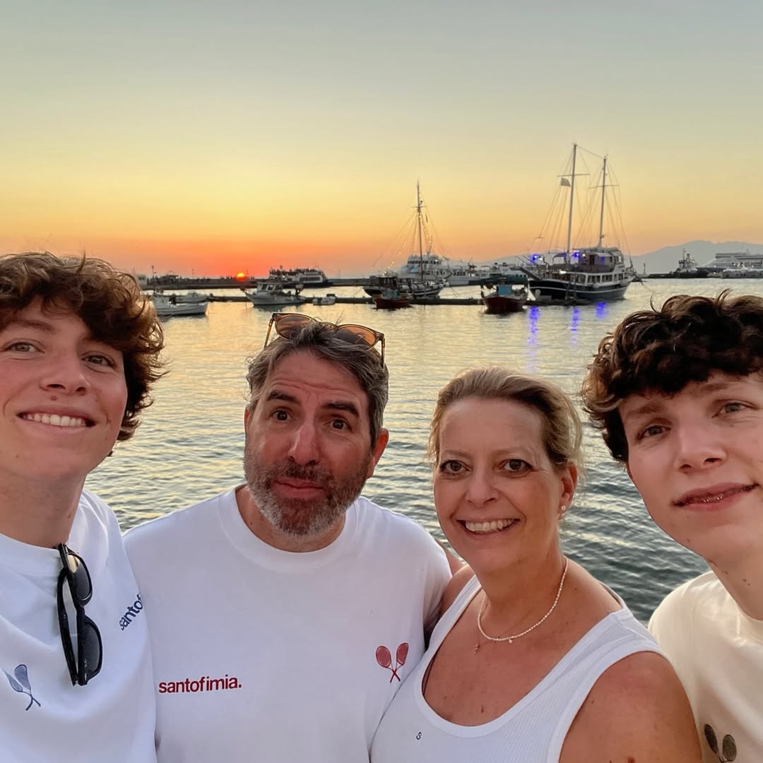 Familia Santofimia en Grecia portrait